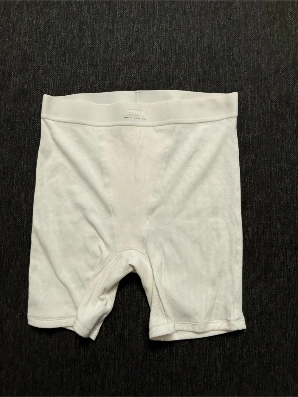 Skims men’s size medium ivory  Ribbed Boxer Briefs like new